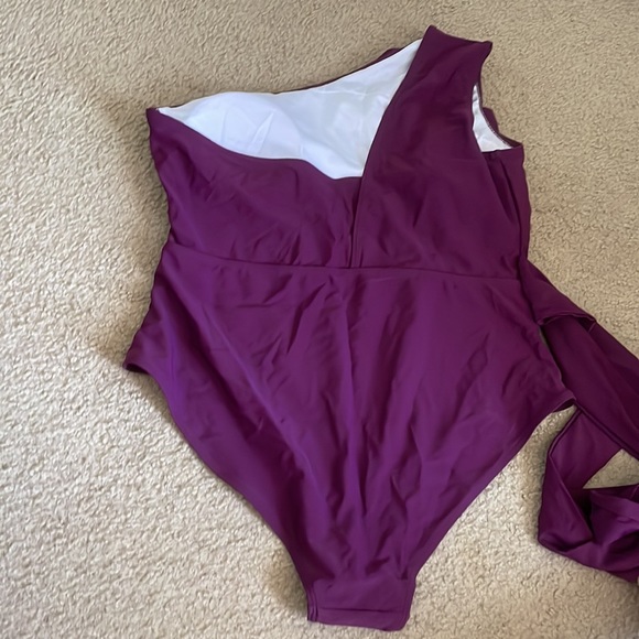 {Rotita} One Piece Swimsuit with tie - Picture 6 of 8